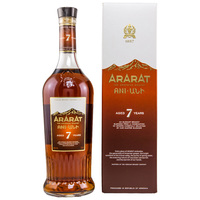 Ararat Otborny 7 y.o. Brandy - neue Ausstattung